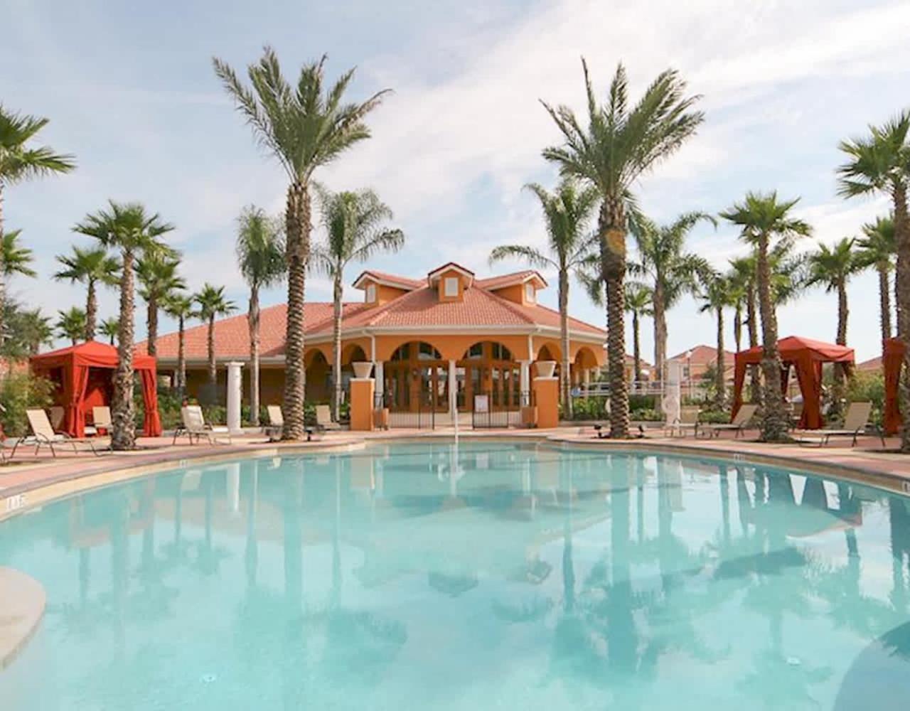 4br Family - Private Pool & Games Holiday home Davenport